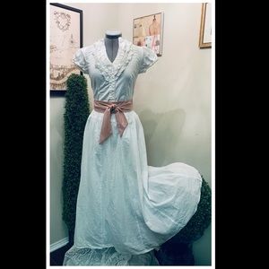 Vintage Ruffled Cotton Button down Blouse